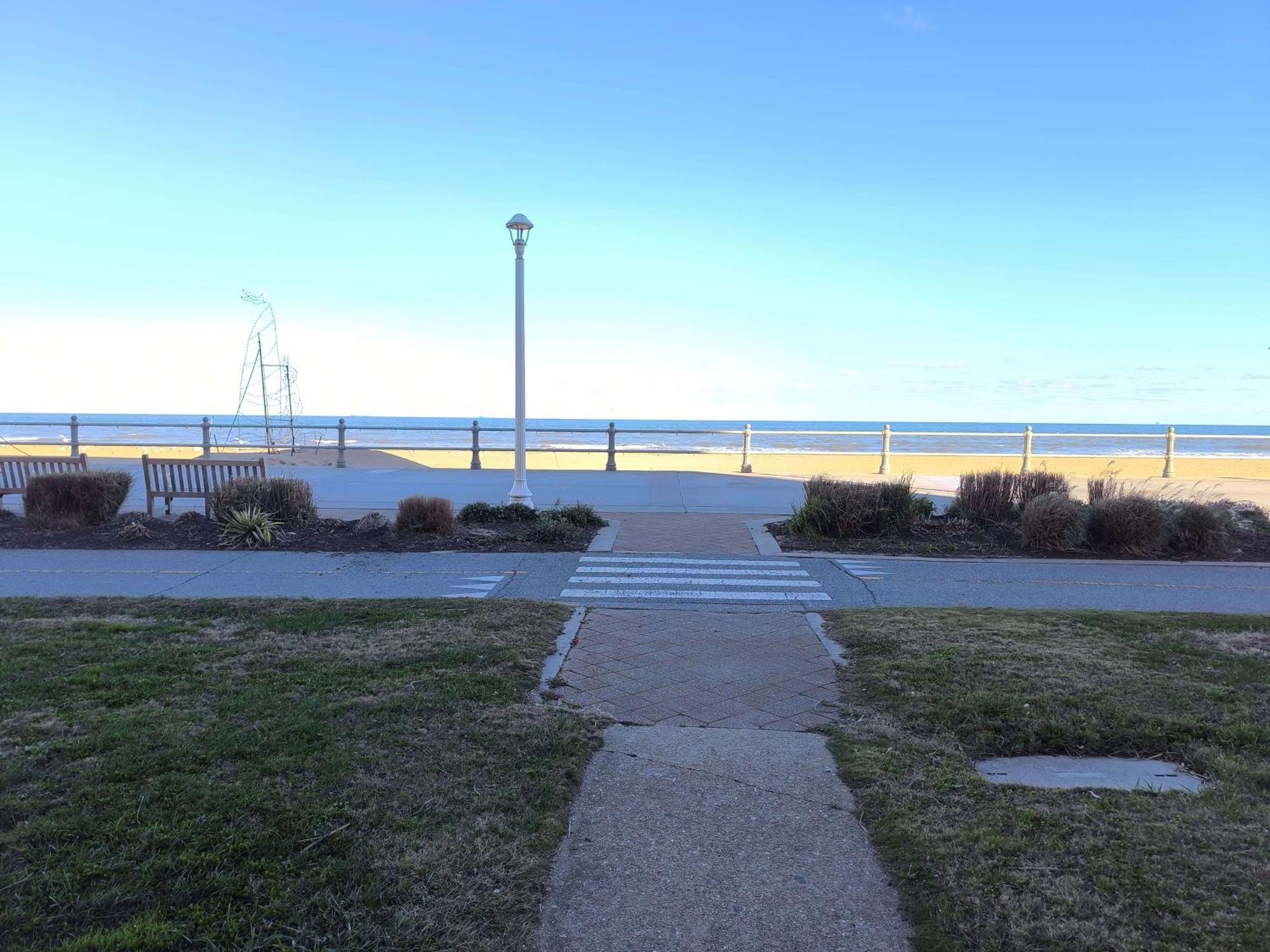 Ocean Resort Virginia Beach Exterior photo